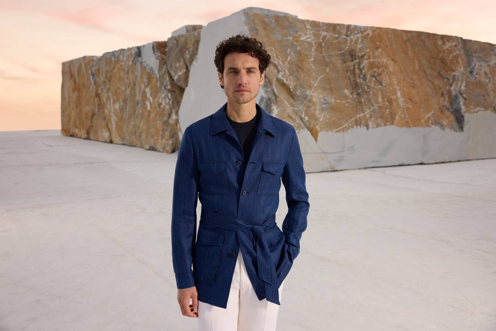 Colecţia capsulă de overshirts şi jachete Viggo Tailoring 3 HRS S1 1169