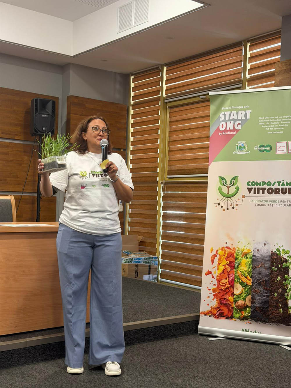 Primul compostor automatizat dezvoltat de ingineri români a fost instalat la Râmnicu Vâlcea 1 Ionela Simona Popescu STIMAV