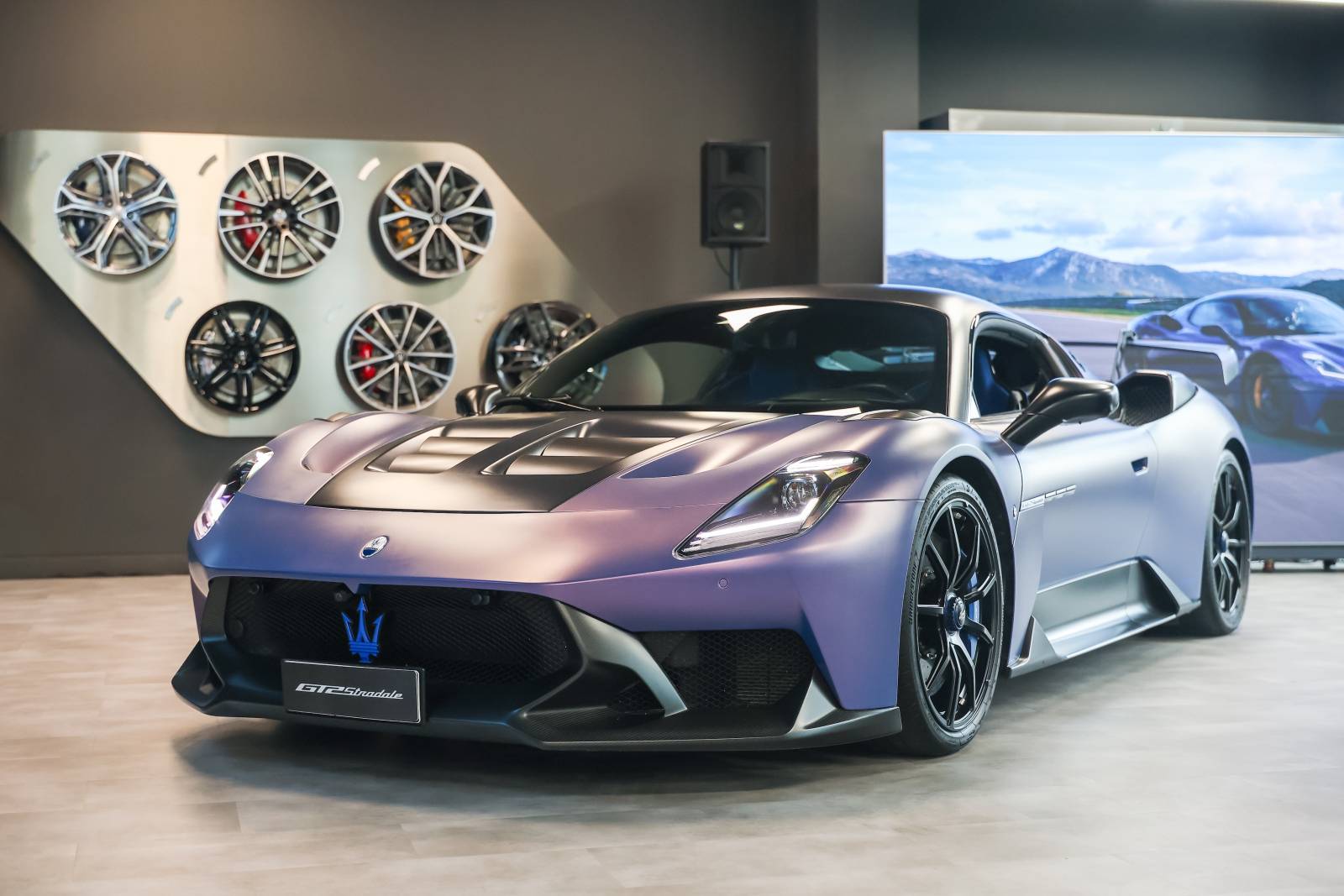 Maserati GT2 Stradale este prezentat în premieră în România 2 Maserati GT2 Stradale 7
