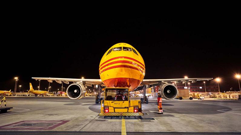 DHL Express introduce identificarea produselor cu ajutorul AI, o premieră în industria de curierat 3 PR photo