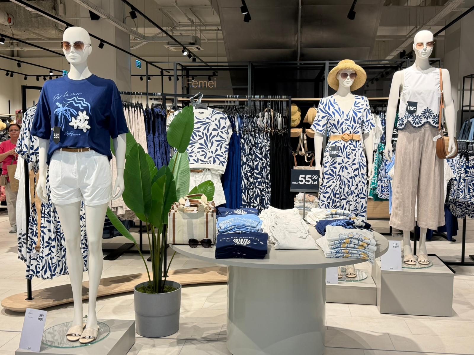 Se deschid magazine noi în Mega Mall: Normal, Daar, C&A și Pepco 4 CA Mega Mall 2