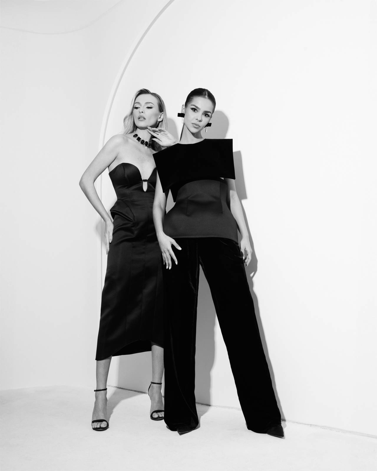 București Mall găzduiește un nou val de creatori români la Designers Boutique în această vară 6 București Mall găzduiește un nou val de creatori români la Designers Boutique în această vară