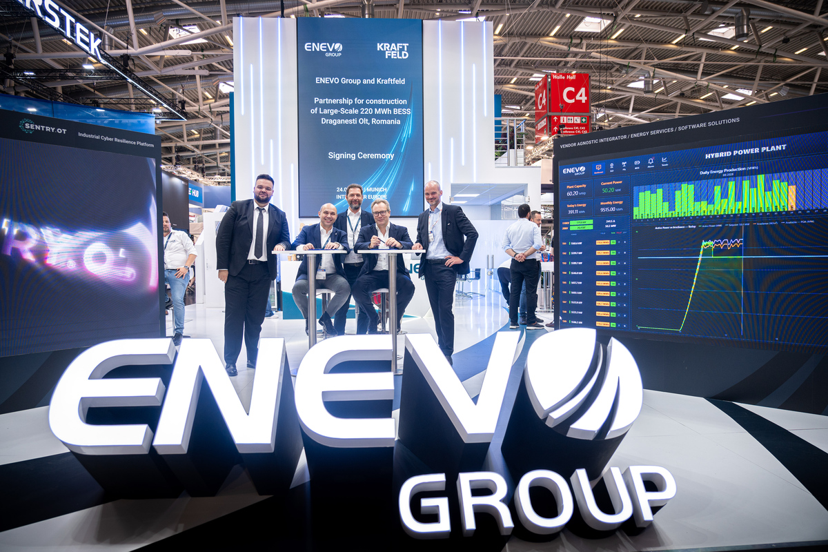 ENEVO Group si Kraftfeld la semnarea contractului