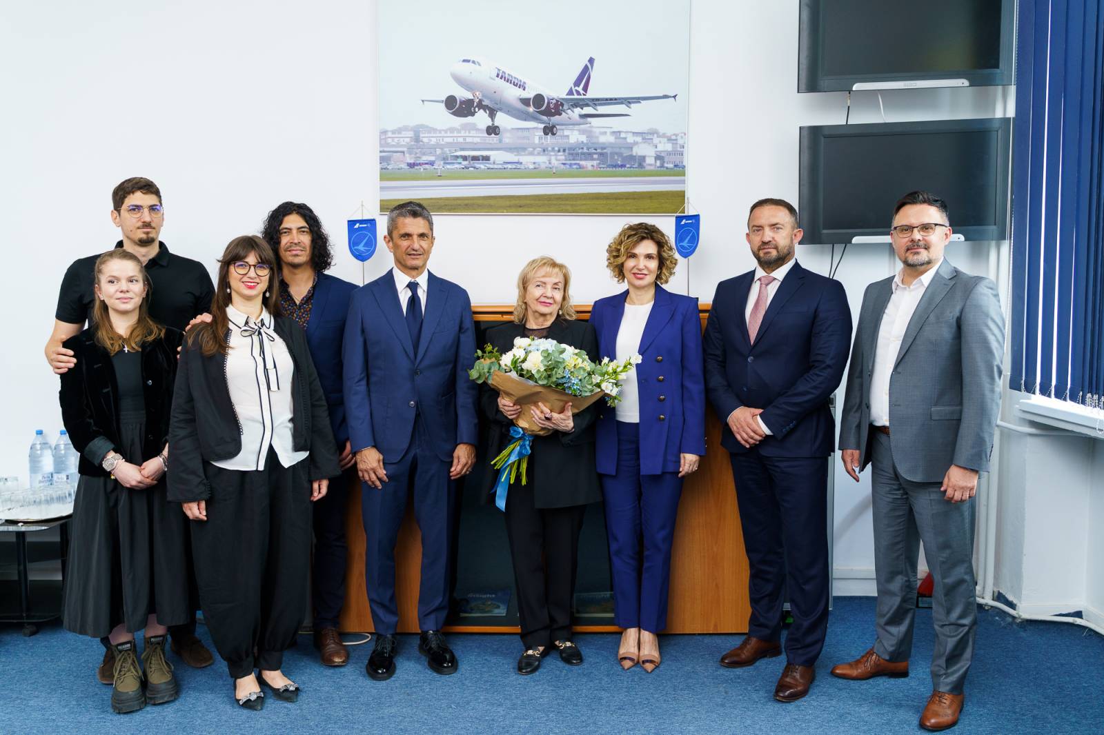 Familia Lucescu alaturi de top management TAROM