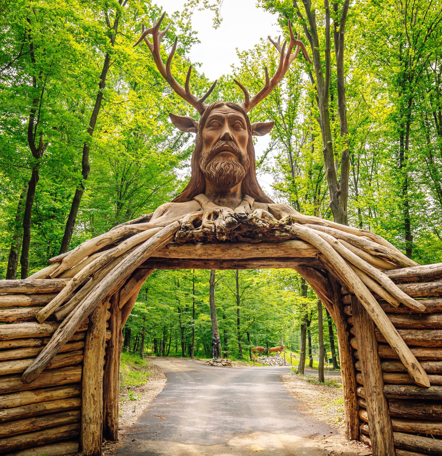 Legendele Gorjului - Trei zile dedicate lui Brâncuși, la 150 de ani de la nașterea sculptorului 1 Intrare Taramul Cerbilor
