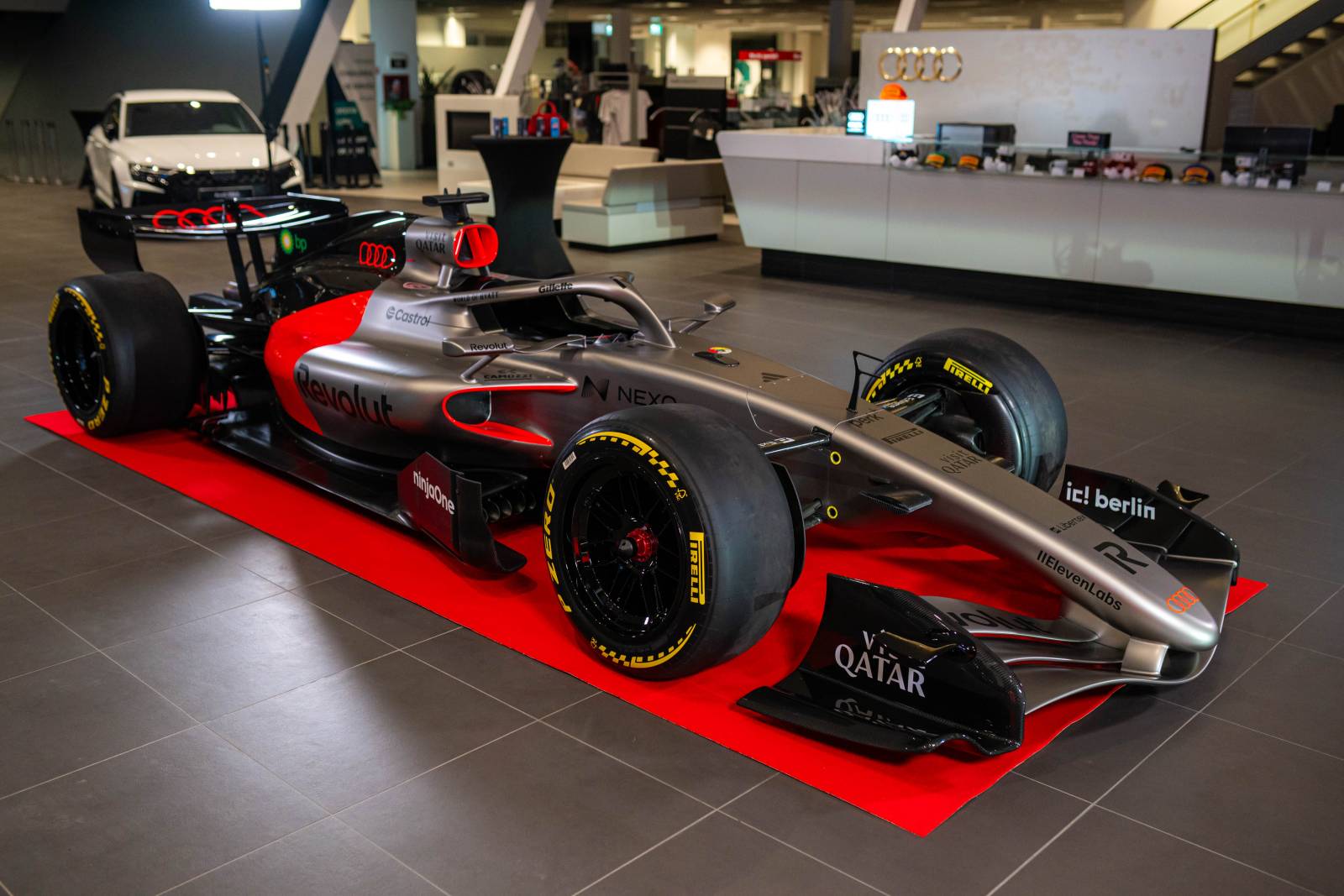 Monopostul Audi Formula 1 ajunge la București, la Porsche Pipera 6 PIA F1 312