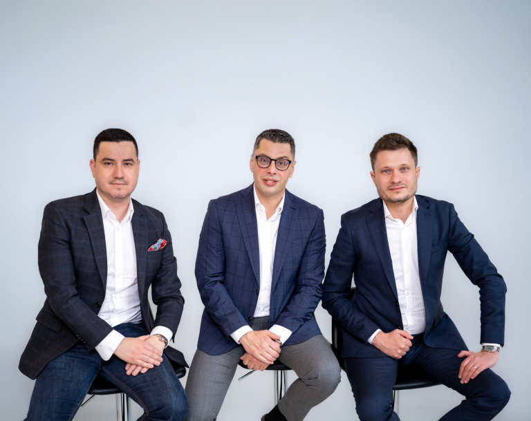 Razvan Crainiceanu Gabriel Voicu Victor Vremera Pinwell