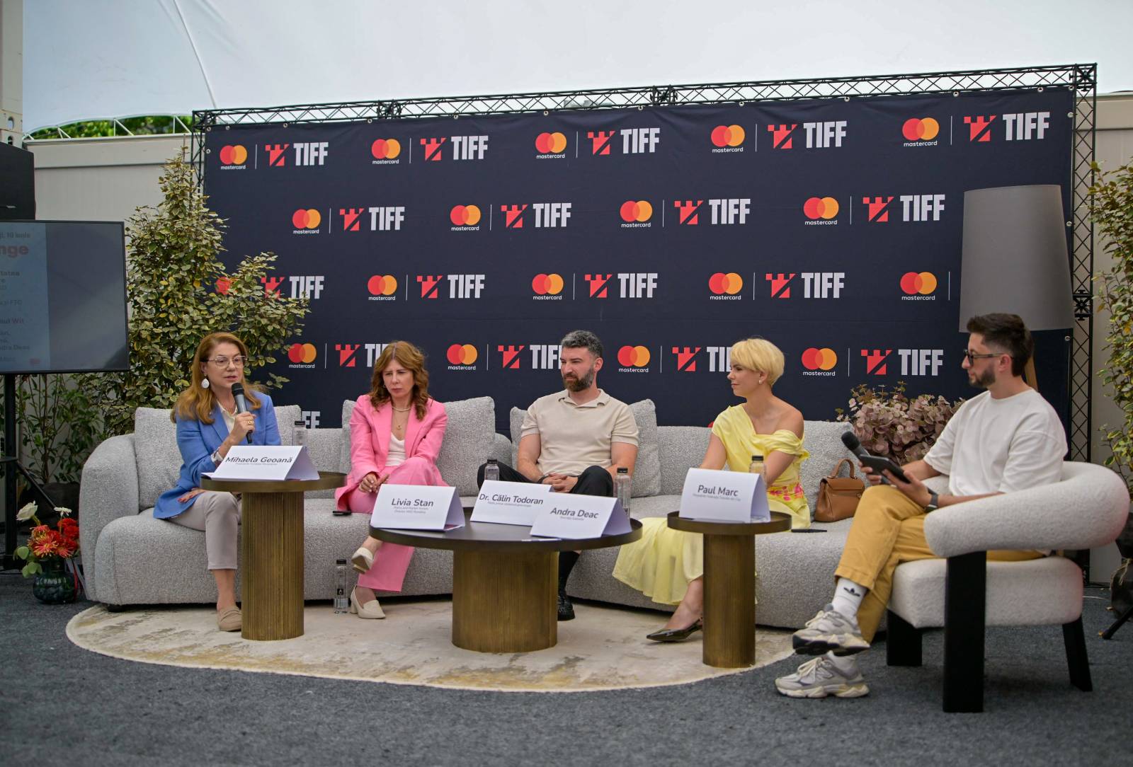 TIFF, Fundația Renașterea și Federația Tinerilor din Cluj aduc prevenția în centrul conversației despre sănătatea femeii 3 TIFF lounge tiff talks Lorand Vakarcs 7
