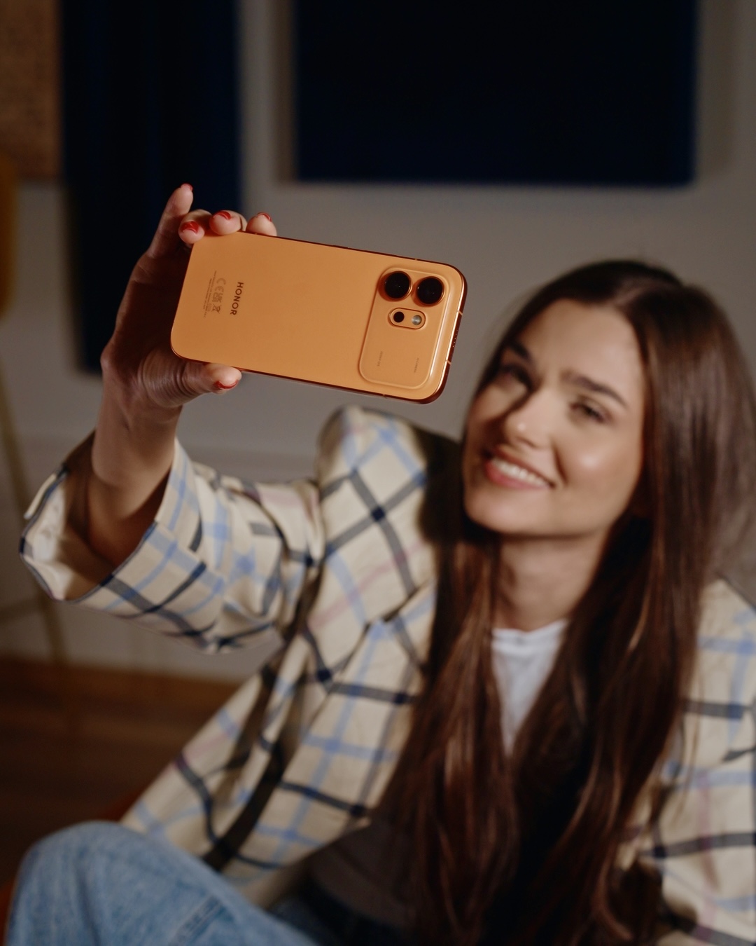 Theo Rose face cel mai neașteptat switch al anului: trecerea la HONOR 1 Theo Rose anunță oficial colaborarea cu HONOR