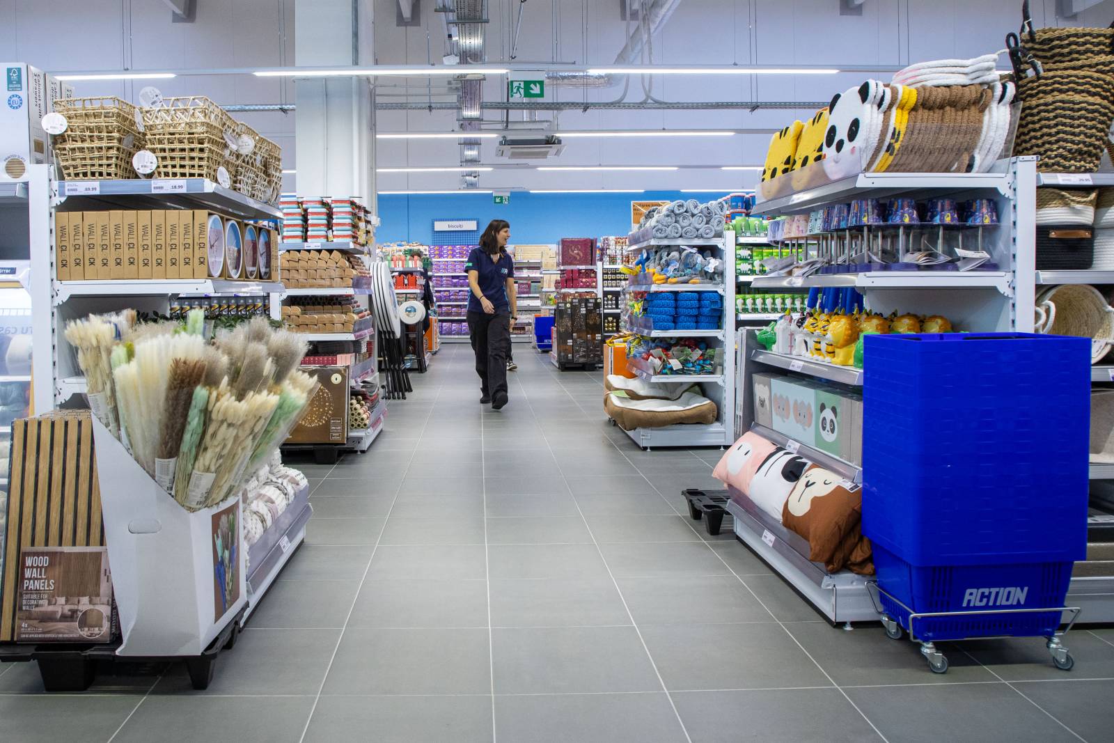 Un nou magazin Action se deschide la Suceava 8 ACTION Suceava
