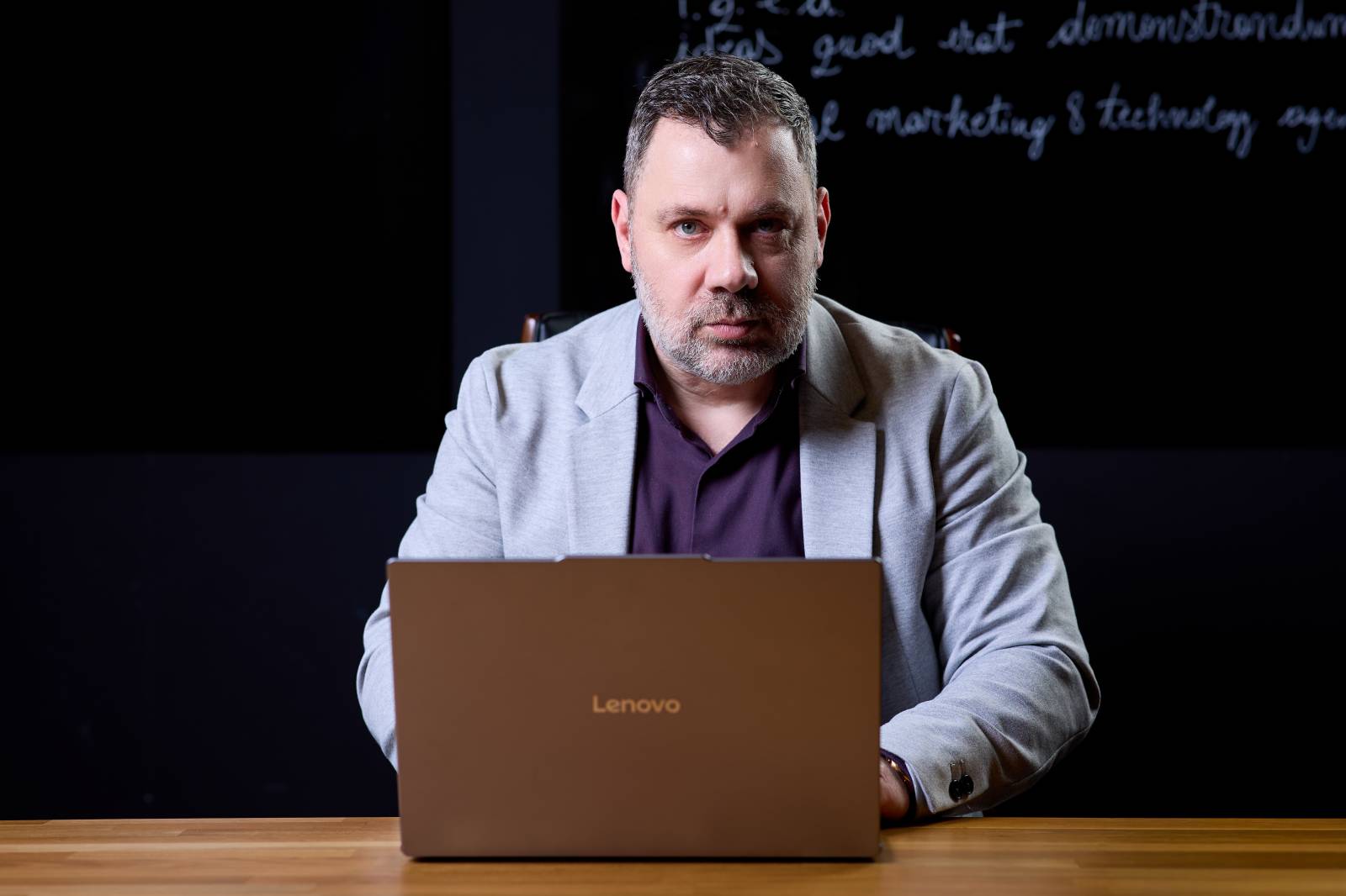 Crina Pintea semnează cu IDEOLOGIQ pentru management de imagine și parteneriate strategice 1 Adrian Apostol