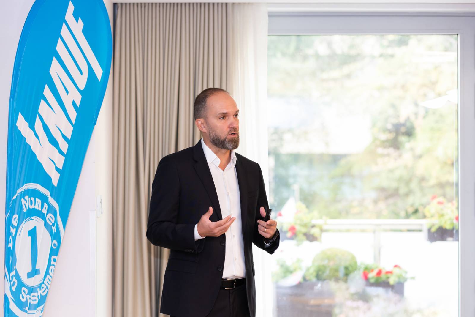 Adrian Garofeanu Knauf Insulation