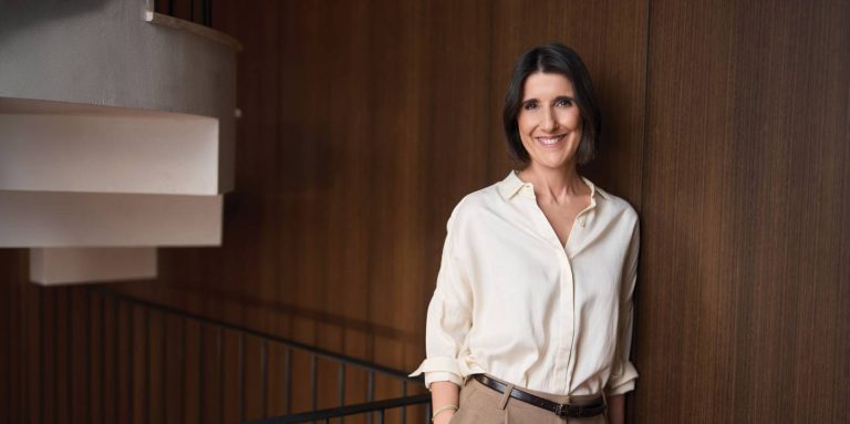 Carmina Fusté, Philip Morris România