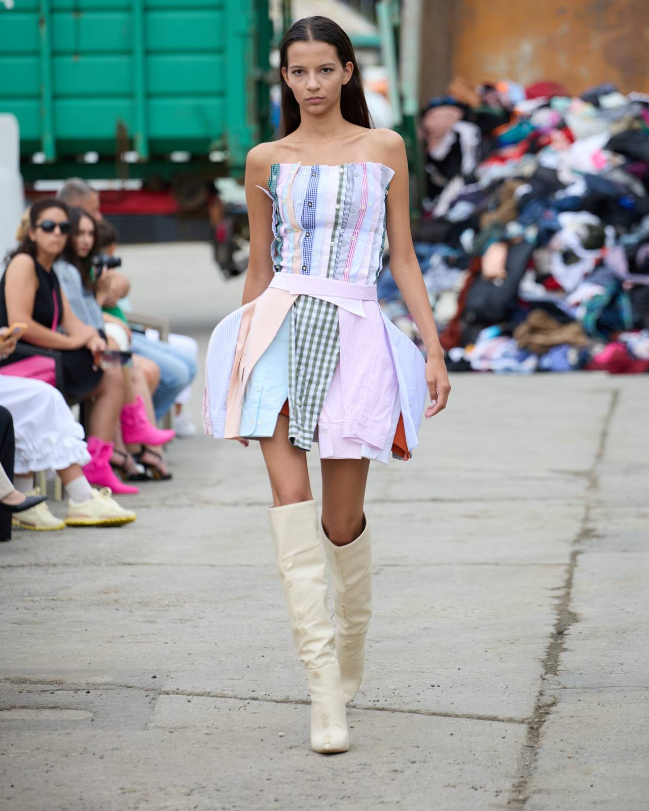 Humana People to People aduce moda sustenabilă pe podiumul Feeric Fashion Week din Sibiu 2 Humana People to People aduce moda sustenabilă pe podiumul Feeric Fashion Week din Sibiu