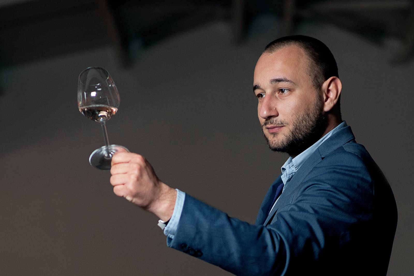 Gramma Wines investește un milion de euro și transformă crama din Iași într-o destinație pentru experiențe premium, enoturism și evenimente 1 Marian Olteanu fondator Gramma Wines 2