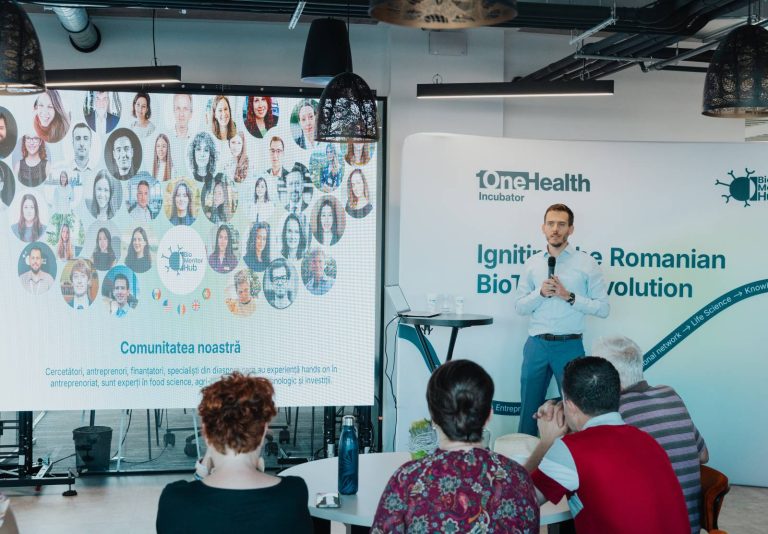 Michael Bogdan Margineanu BioMentorHub „Schimbam ideea ca un cercetator are optiuni limitate in Romania