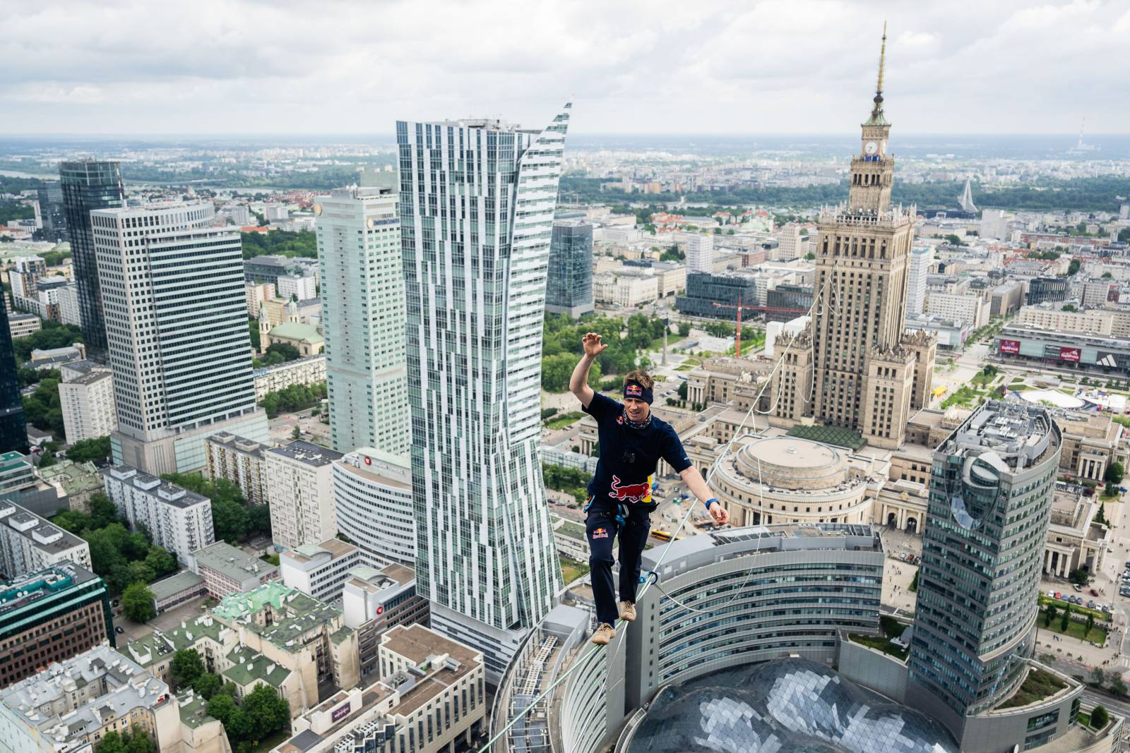 Katarzyna Najdzik, Varso Tower: Ancora vizuală a Europei Centrale 3 Trasa z PKiN do Varso miala 500m fot. Bartek Wolinski