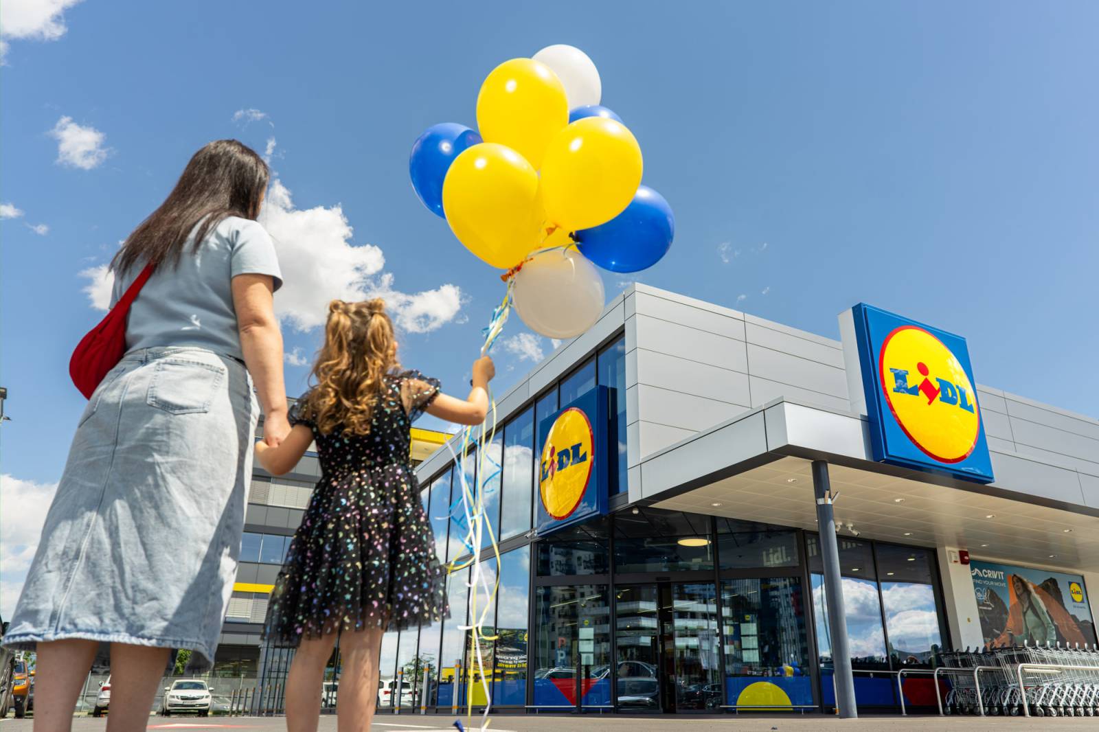 Comunicat de presa La inceput de an scolar Lidl Romania sustine cei peste 7600 de parinti din echipa sa prin beneficii dedicate