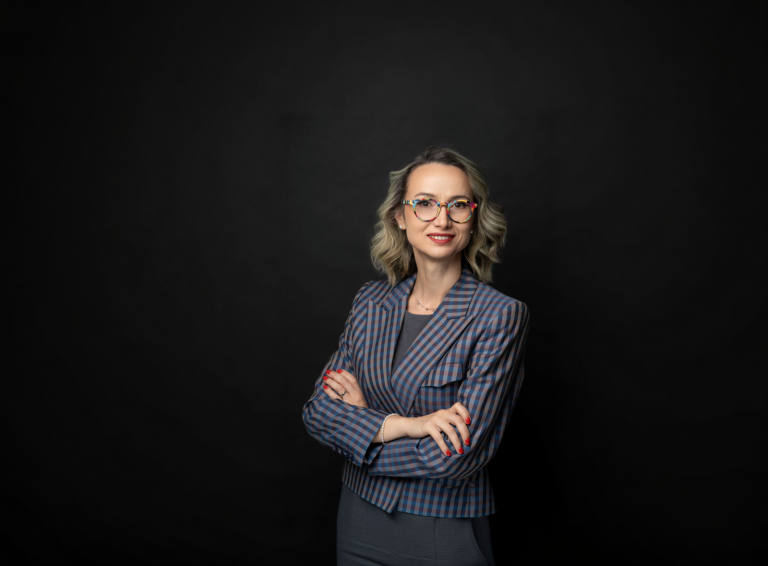 Iulia IANA