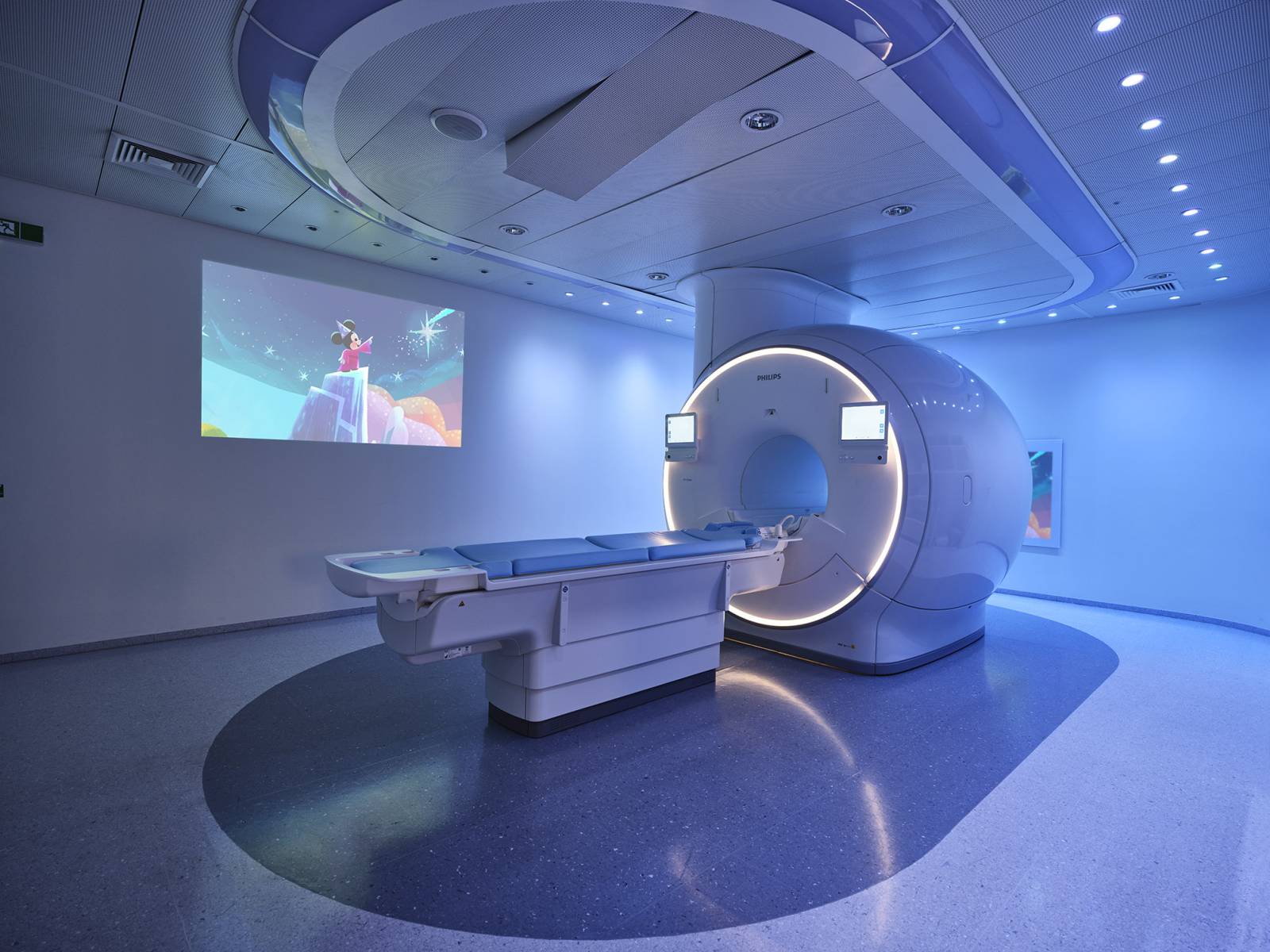 Philips și Disney fac echipă ca să schimbe experiența unui RMN pentru copii 3 Philips x Disney RMN