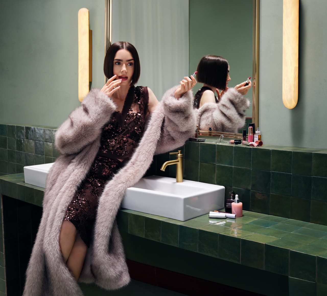 Zalando lansează o nouă campanie cu Lily Collins 1 Zalando Lily Collins 1