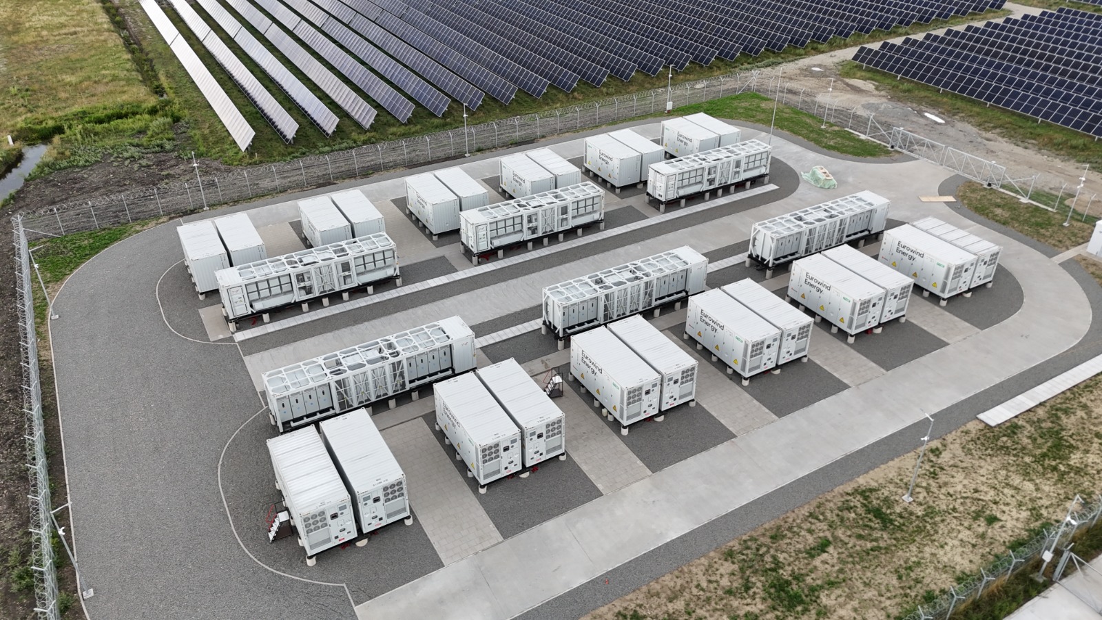 Eurowind Energy România a finalizat sistemul de stocare în baterii (BESS) de la Teiuș de 120 MWh 3 BESS Teius 1