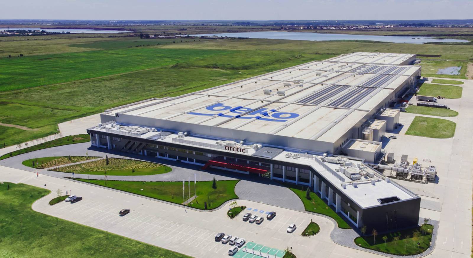 De la performanță de business la inovație cu impact: cum devin investițiile Beko România surse de valoare pe termen lung 2 Beko - fabrica Ulmi