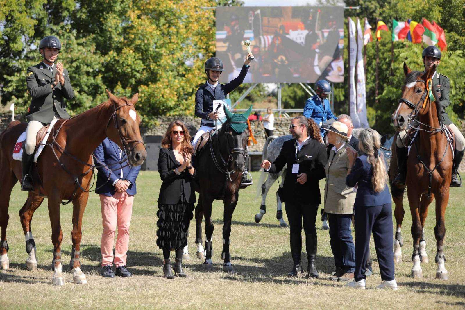 Karpatia Horse Show 2026: călăreții români au dominat podiumul la 2*, iar Turcia a câștigat Cupa Balcanică pe echipe 10 Bulgaria locul 1 C1