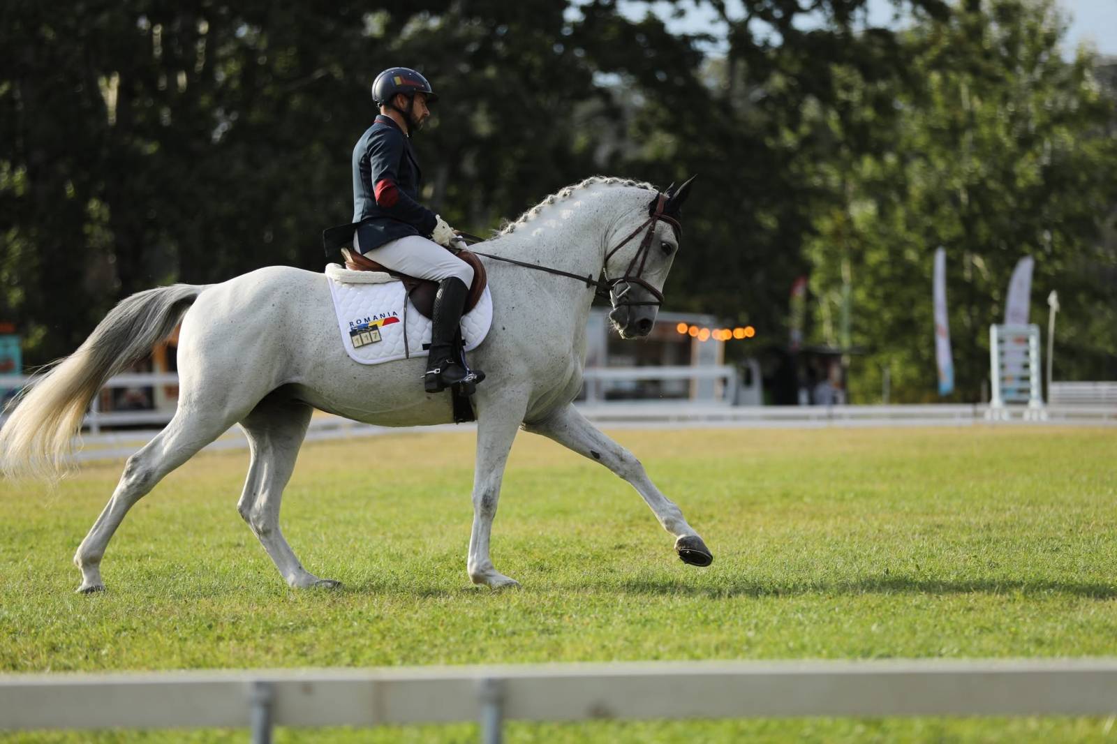 Karpatia Horse Show 2026: călăreții români au dominat podiumul la 2*, iar Turcia a câștigat Cupa Balcanică pe echipe 11 Calin Nemes campion roman