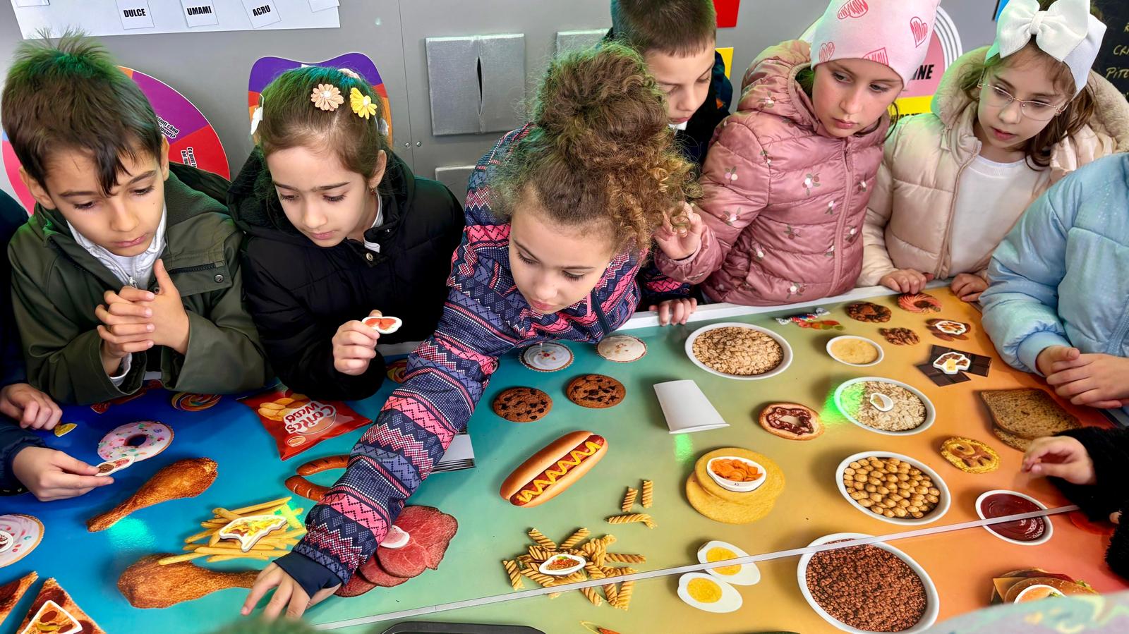 Caravana Akademia Kinderland pornește într-o nouă călătorie pentru sănătatea copiilor 2 Caravana Akademia Kinderland Kaufland