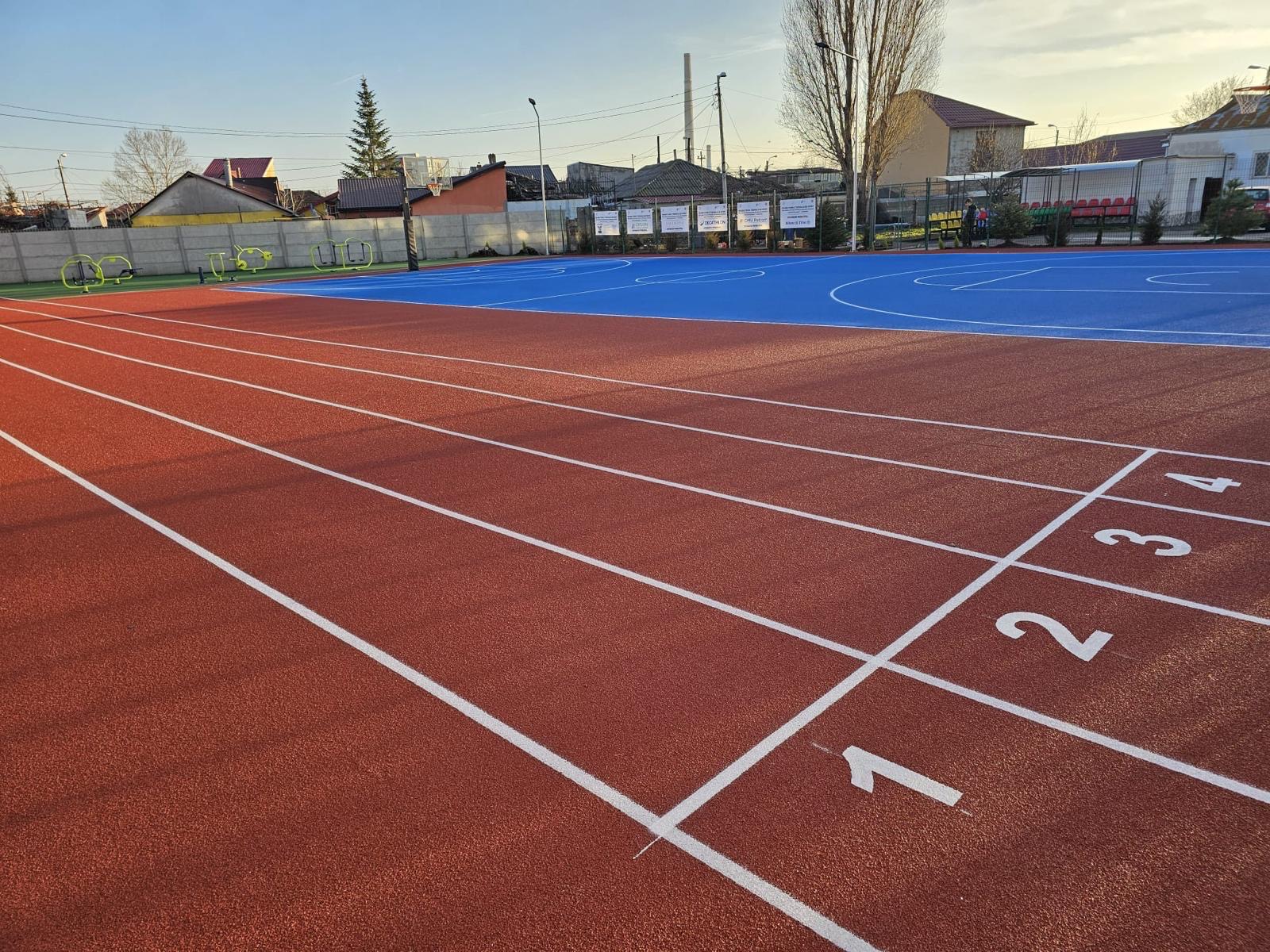 Decathlon oferă echipamente sportive școlilor publice din România 1 Decathlon Buy Back 2