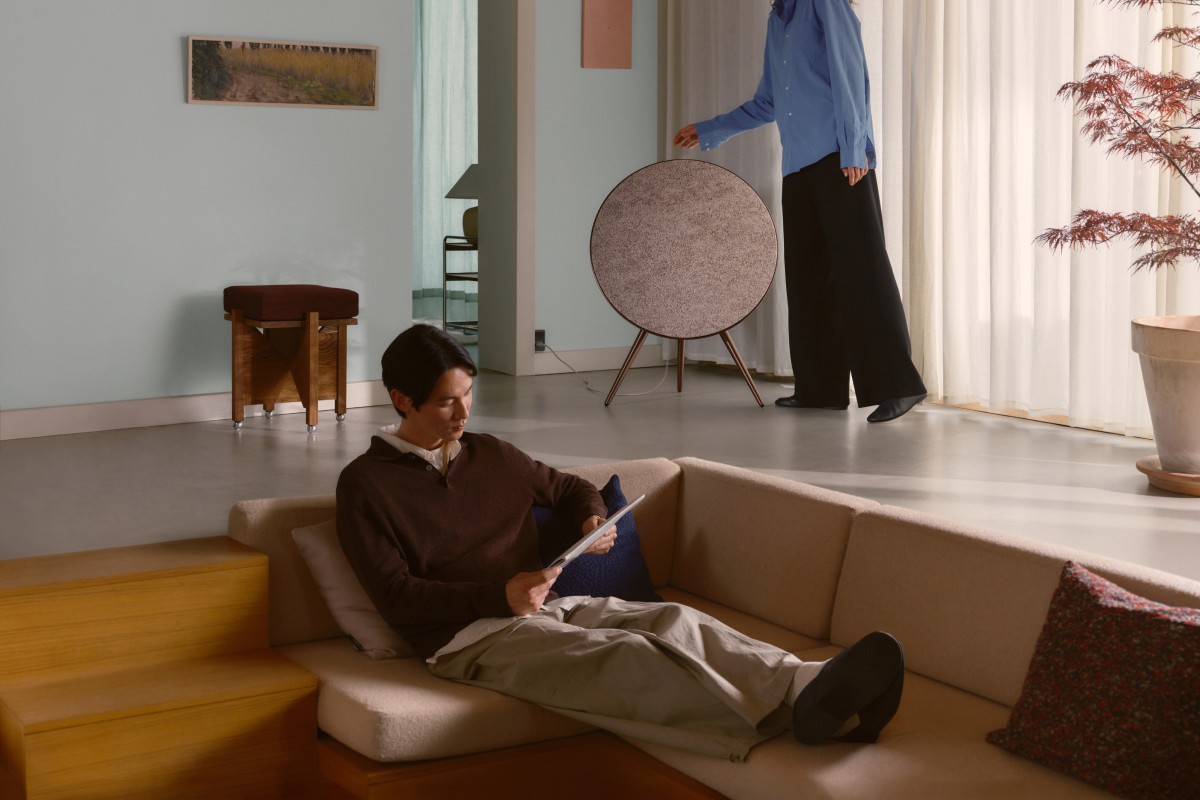 Bang & Olufsen prezintă Beosound A9 în noul finisaj cu husă textilă 1 Flex 2026 BS A9 Digital EN 1200×800 Crop Clean 0209