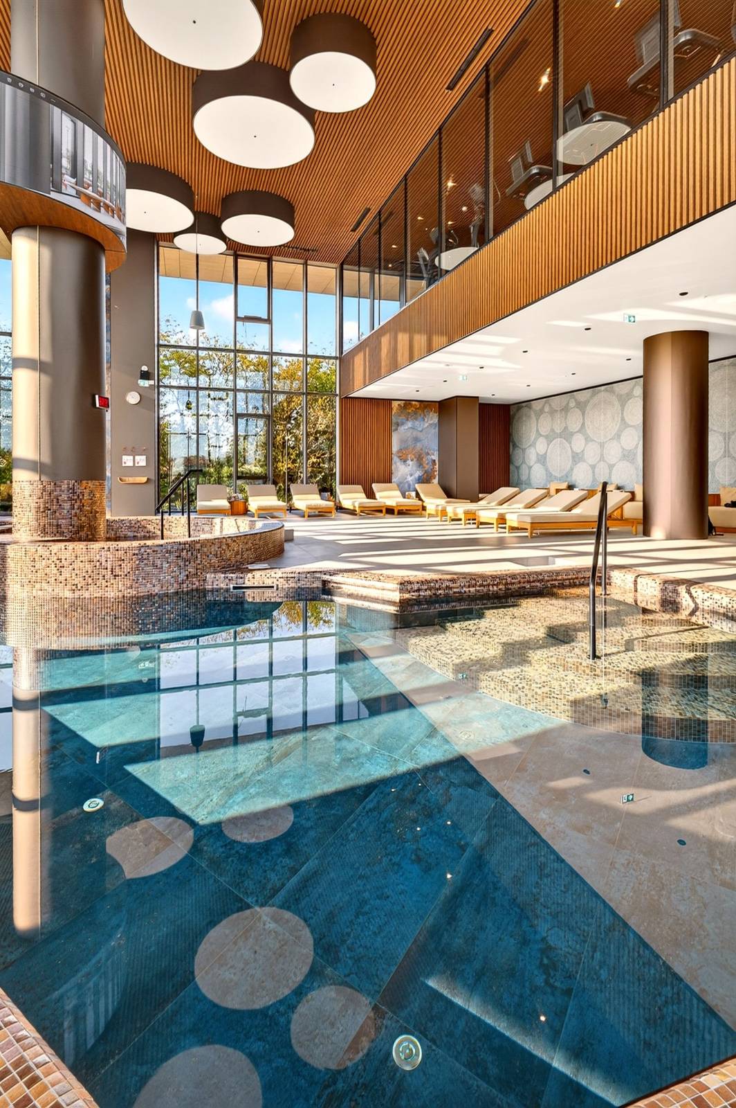 Designerul Cristi Șerban a realizat conceptul pentru hotelul Mercure Oradea 3 Hotel Mercure Oradea 02403