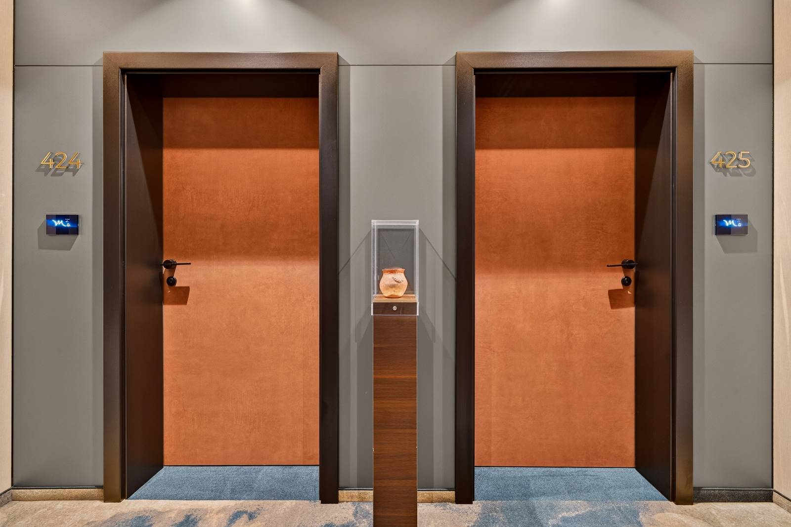 Designerul Cristi Șerban a realizat conceptul pentru hotelul Mercure Oradea 6 Hotel Mercure Oradea 02758
