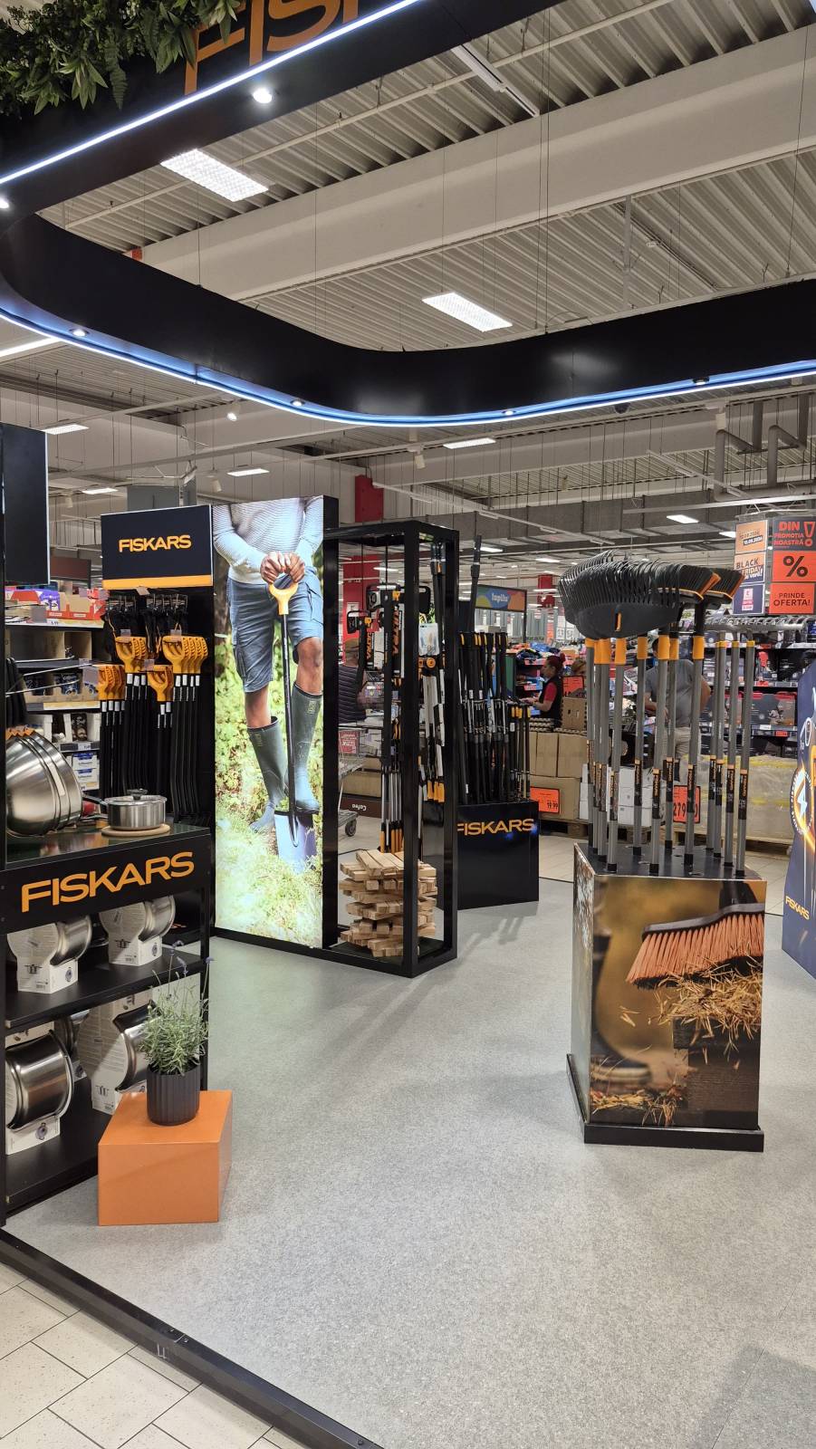 Kaufland deschide două spații shop-in-shop dedicate brandului finlandez Fiskars 1 Kaufland deschide două spații shop-in-shop dedicate brandului finlandez Fiskars