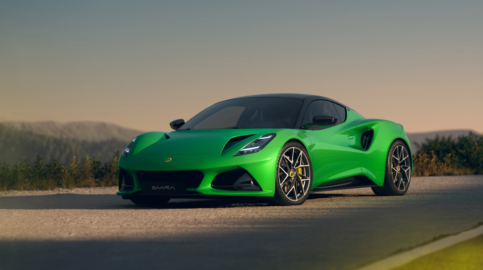 Automobile Bavaria aduce mașinile Lotus în România 7 Lotus Emira