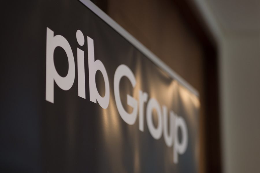 PIB Group a achiziționat un broker de asigurări Român 1 PIB Group
