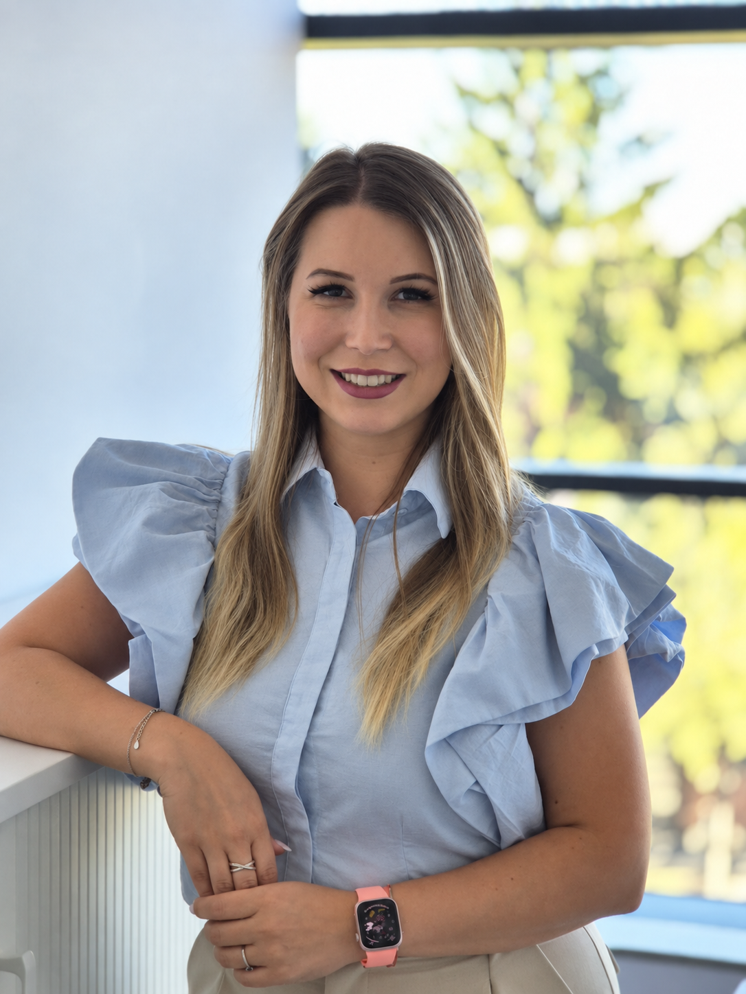 Simona Tudor, BYD România: „Nu căutăm oameni care vin cu toate răspunsurile. Căutăm oameni care știu să le găsească și care devin mai buni pe măsură ce organizația crește" 1 Simona Tudor BYD Romania
