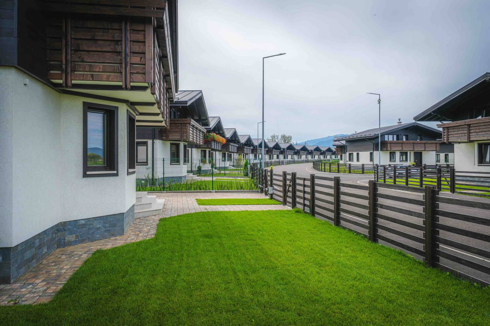 Proprietarii Teleferic Grand Hotel lansează un proiect rezidențial premium de 10 mil. euro în Cristian, Brașov 8 Teleferic Grand Residence 002