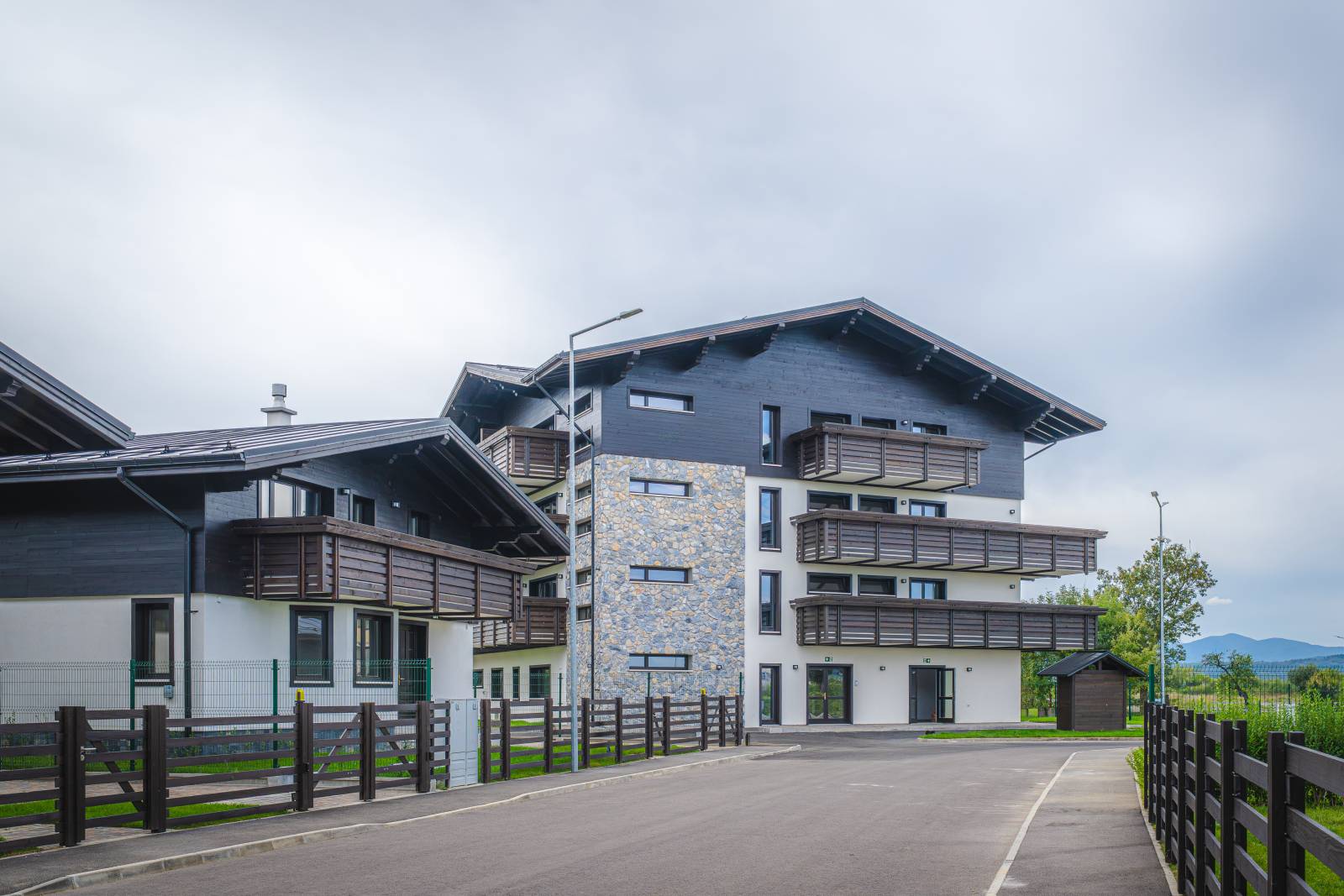 Proprietarii Teleferic Grand Hotel lansează un proiect rezidențial premium de 10 mil. euro în Cristian, Brașov 2 Teleferic Grand Residence 005