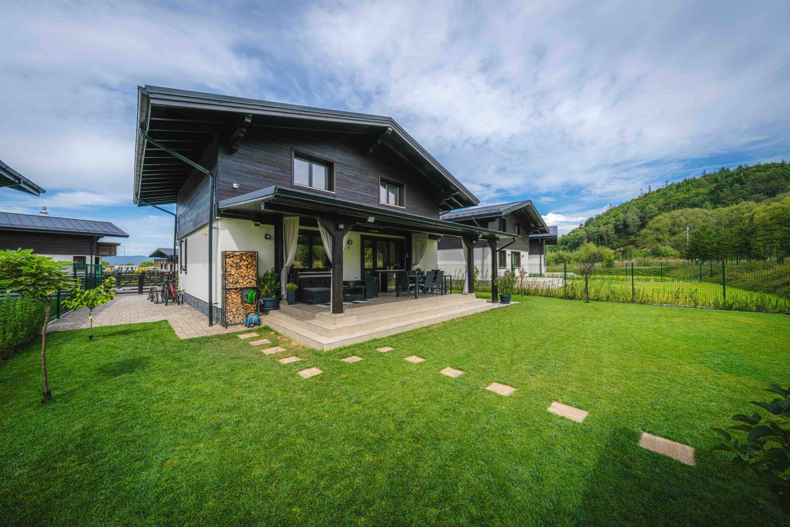 Proprietarii Teleferic Grand Hotel lansează un proiect rezidențial premium de 10 mil. euro în Cristian, Brașov 4 Teleferic Grand Residence 007