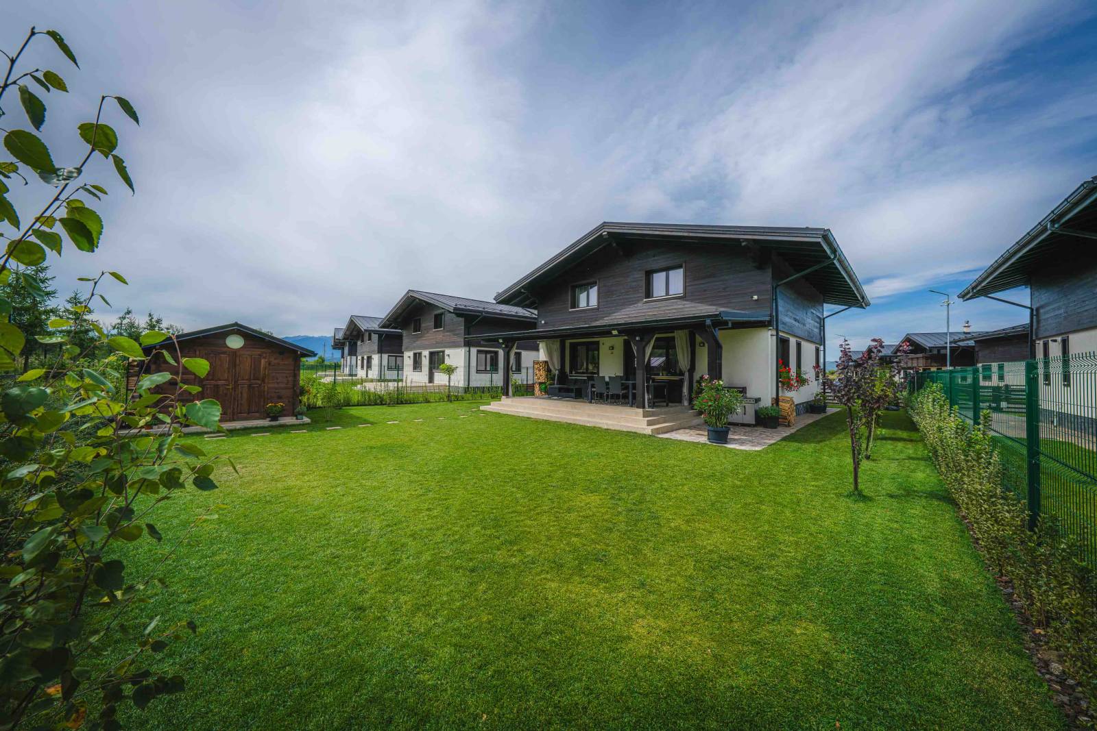 Proprietarii Teleferic Grand Hotel lansează un proiect rezidențial premium de 10 mil. euro în Cristian, Brașov 6 Teleferic Grand Residence 009
