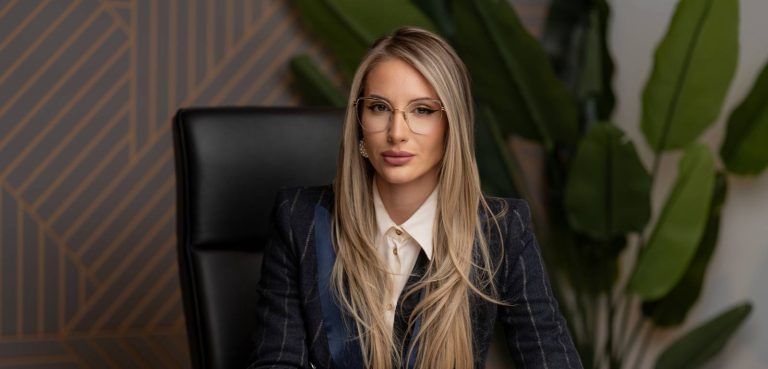 Raluca Niță, Vector Public Affairs