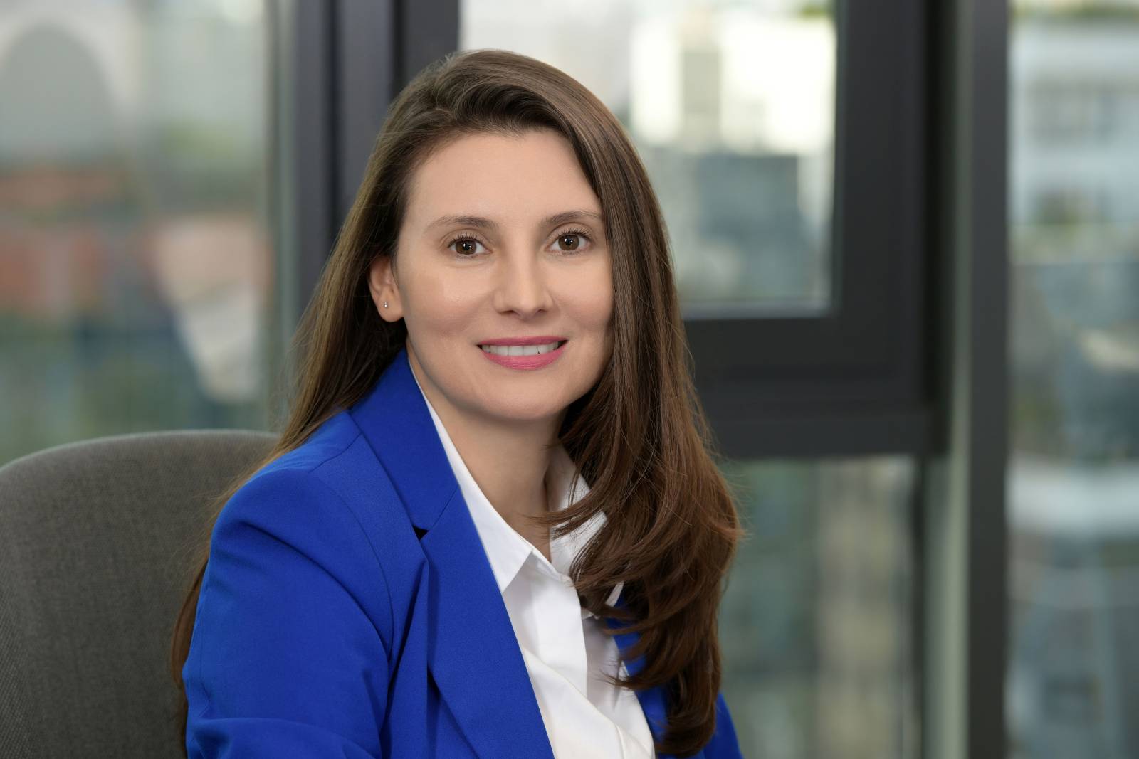 De la preț la valoare: Secom® și Sonica Works aduc în prim-plan criteriile care fac diferența, prin noua platformă „Standardul Secom®” 6 Alina Tătaru, Corporate Communications Manager, Secom® Healthcare Group