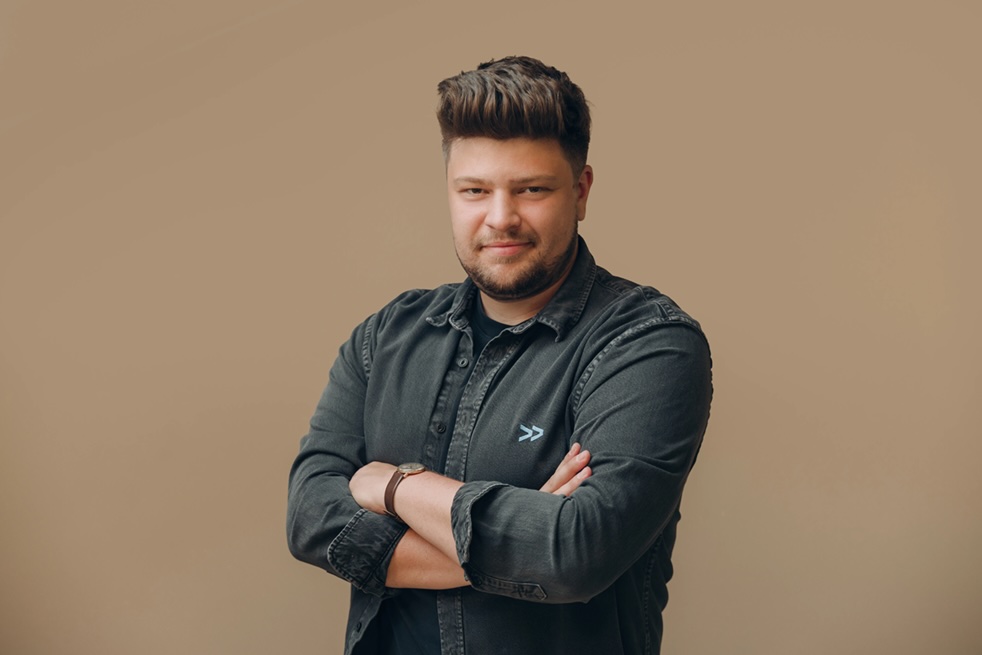 Antreprenorul Sandu Băbășan lansează aiUltra și duce inteligența artificială în primării și în birourile notarilor, executorilor, juriștilor și practicienilor în insolvență 1 Andrei Buze CTO Fast Forward Development