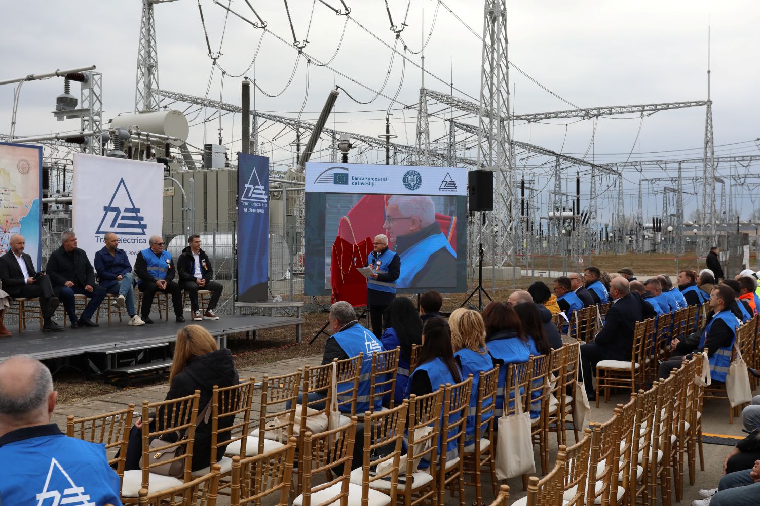 Transelectrica a finalizat instalațiile STATCOM de la stațiile electrice Sibiu Sud și Bradu 11 BV3A5864