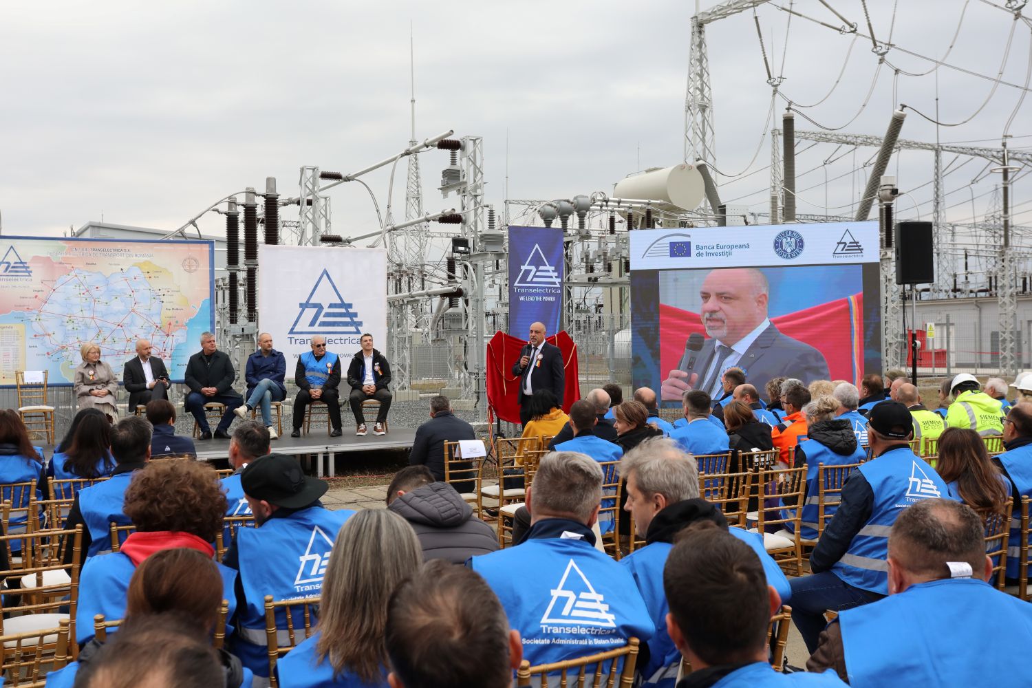 Transelectrica a finalizat instalațiile STATCOM de la stațiile electrice Sibiu Sud și Bradu 12 BV3A5881