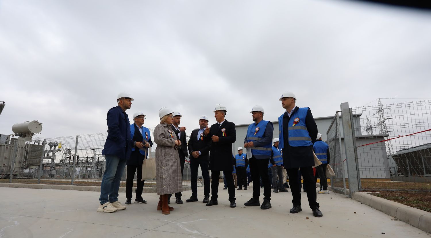 Transelectrica a finalizat instalațiile STATCOM de la stațiile electrice Sibiu Sud și Bradu 20 BV3A6275