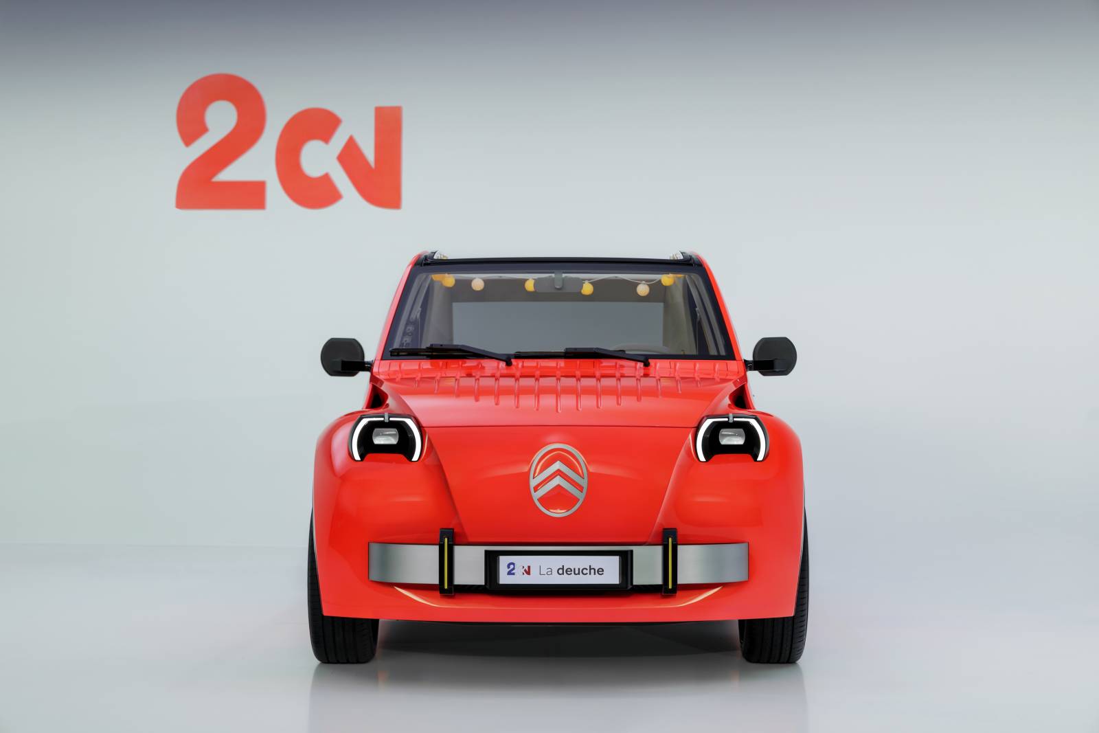 Citroen a prezentat conceptul 2 CV la Salonul Auto de la Paris 2 Citro├zn 2CV 001