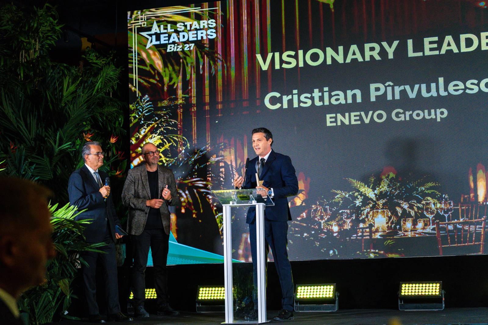 Cristian Pîrvulescu, cofondator și CEO ENEVO Group, premiat cu Visionary Leader Award la Gala Biz 27 12 DSC0603